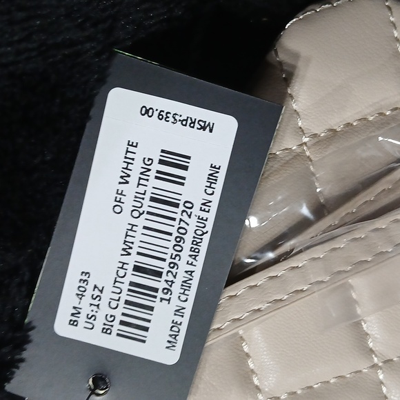 NWT Badgley Mischka off white big clutch - Picture 3 of 5